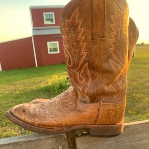 Lucchese Full Quill Ostrich Barn Boot!